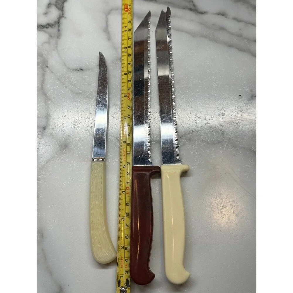 Vintage B’Port Howe Mfg Corp 3 Pc Knife Lot USA Serrated 12” Bakelite Handles